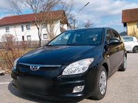 Gebraucht Hyundai i30 105 PS (77 kW) 2009 Schwarz Limousine