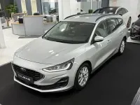 Używany Ford Focus Cool & Connect 120 KM (88 kW) 2023 Srebrny Kombi