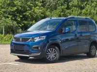 Gebraucht Peugeot Rifter Allure 131 PS (96 kW) 2020 Blau Van / Kleinbus