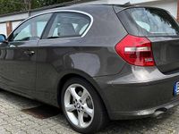 Gebraucht BMW 120 Performance 177 PS (130 kW) 2008 Braun Kleinwagen
