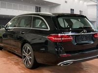 Gebraucht Mercedes E300 320 PS (235 kW) 2022 Schwarz Limousine