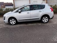 Gebraucht Peugeot 3008 Active 114 PS (83 kW) 2013 Silber Kombi
