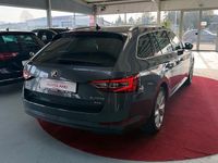 Gebraucht Skoda Superb Style 190 PS (139 kW) 2017 Grau Kombi