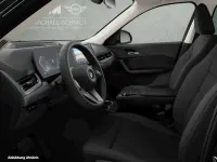 Neu BMW X1 163 PS (119 kW) 2025 Grün SUV