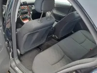 Gebraucht Mercedes 220 143 PS (105 kW) 2003 Blau Limousine