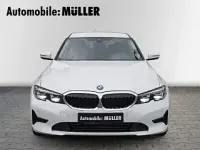 Gebraucht BMW 318 Advantage 156 PS (114 kW) 2021 Alpinweiss iii Limousine