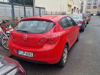 Gebraucht Opel Astra 110 PS (80 kW) 2010 Rot Limousine