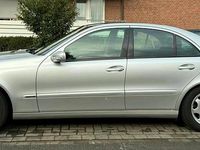 Gebraucht Mercedes E200 163 PS (119 kW) 2004 Silber Limousine