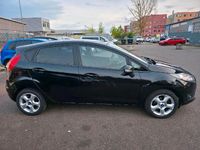 Używany Ford Fiesta 80 KM (58 kW) 2013 Czarny Hatchback