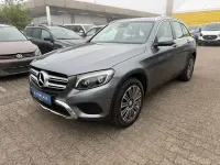 Używany Mercedes GLC250 204 KM (150 kW) 2016 Szary SUV