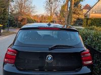 Gebraucht BMW 114 102 PS (75 kW) 2014 Schwarz Kleinwagen
