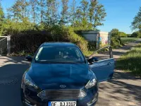 Używany Ford Focus 125 KM (91 kW) 2017 Niebieski Sedan/Limuzyna