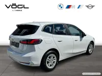 Gebraucht BMW 218 Active Tourer 150 PS (110 kW) 2023 Alpinweiß uni Van / Kleinbus