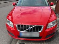 Gebraucht Volvo V70 186 PS (136 kW) 2008 Rot Kombi