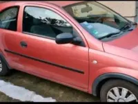 Używany Opel Corsa 75 KM (55 kW) 2001 Czerwony Hatchback