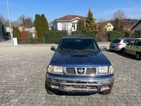 Usado Nissan Navara 103 HP (75 kW) 1999 Azul Pickup