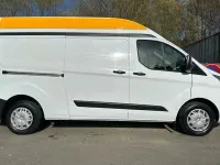 Usado Ford Transit Custom Trend 131 HP (96 kW) 2018 Branco Monovolume