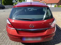 Gebraucht Opel Astra Edition 90 PS (66 kW) 2006 Rot Limousine