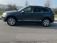 Gebraucht VW Touareg Edition 240 PS (176 kW) 2013 Grau SUV