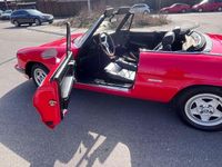 Gebraucht Alfa Romeo Spider 126 PS (92 kW) 1985 Rot Cabrio