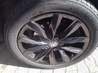 Second-hand VW Multivan Edition 150 CP (110 kW) 2020 Albastru Monovolum