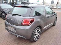 Gebraucht DS Automobiles DS3 So Chic 110 PS (80 kW) 2018 Platinumgrau Limousine