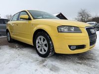 Gebraucht Audi A3 Ambiente 102 PS (75 kW) 2004 Gelb Limousine