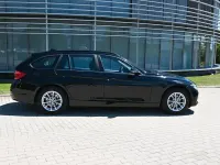 Gebraucht BMW 316 116 PS (85 kW) 2018 Schwarz Kombi