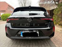 Gebraucht Opel Astra Edition 110 PS (80 kW) 2024 Schwarz Limousine