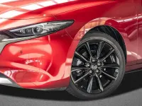 Gebraucht Mazda 3 Exclusive-Line 186 PS (136 kW) 2024 Rot Limousine