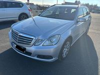Usata Mercedes E220 170 CV (125 kW) 2010 Argento Berlina