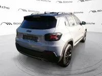 Neu Jeep Avenger Overland 145 PS (106 kW) 2025 Storm grau SUV
