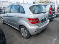 Gebraucht Mercedes B200 140 PS (102 kW) 2005 Silber Van / Kleinbus