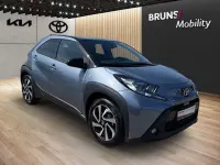 Gebraucht Toyota Aygo X 72 PS (52 kW) 2025 Grau SUV