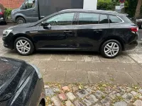 Gebraucht Renault Mégane LIMITED 140 PS (102 kW) 2020 Schwarz Limousine