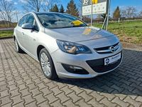 Gebraucht Opel Astra Selection 116 PS (85 kW) 2015 Silber Limousine