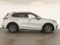 Gebraucht VW Tiguan R-line 193 PS (141 kW) 2024 Oyster silver SUV