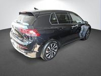 Gebraucht VW Golf VIII Active 150 PS (110 kW) 2023 Schwarz Limousine
