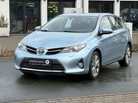 Gebraucht Toyota Auris Hybrid Executive 99 PS (72 kW) 2014 Blau Limousine