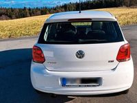 Gebraucht VW Polo 90 PS (66 kW) 2014 Weiß Kleinwagen