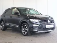 Second-hand VW T-Roc Active 150 CP (110 kW) 2022 Negru SUV