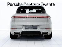 Gebraucht Porsche Cayenne 470 PS (345 kW) 2025 Grau SUV