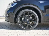 Neu VW T-Roc R-line 150 PS (110 kW) 2026 Grenadillschwarz metallic SUV