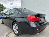 Gebraucht BMW 318 Sport Line 143 PS (105 kW) 2013 Black sapphire metallic Limousine