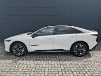 Neu Mazda 6e Takumi-Line 189 kW (258 PS) 2026 Weiß Limousine