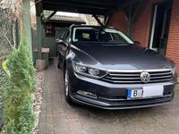 Gebraucht VW Passat Highline 179 PS (131 kW) 2018 Grau Kombi