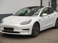 Gebraucht Tesla Model 3 Standard Range 208 kW (283 PS) 2022 Weiß Limousine