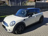 Używany Mini Cooper 122 KM (89 kW) 2011 Beżowy Hatchback