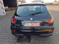Gebraucht Peugeot 206+ 75 PS (55 kW) 2009 Grau Kleinwagen