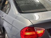 Gebraucht BMW 318 129 PS (94 kW) 2007 Andere farben Limousine